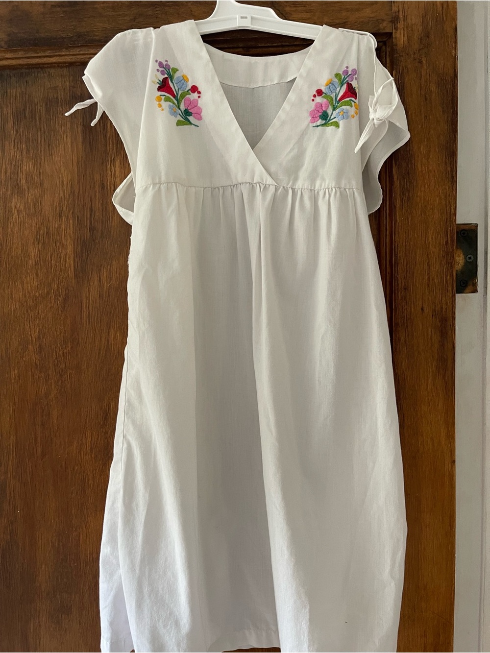 White Embroidered V-Neck Sundress with Floral Accents